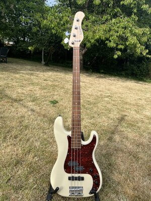 Sadowsky Metroline PJ/Hybrid 4-Saiter