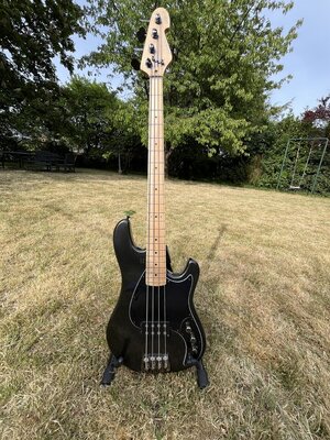 Sandberg California Central 4 - Anthracite Highgloss