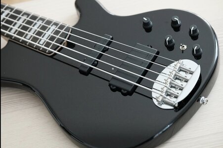 Lakland Skyline Custom 55-02