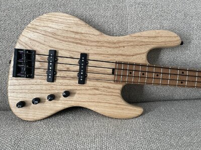Sadowsky Custom Shop
