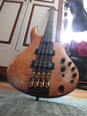 IBANEZ SR 2400 Premium 4 string Bass