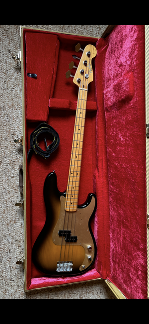 Fender Classic 50 Precision Bass Case