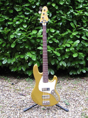 Sandberg California TT4i Bass, Lollar Thunderbird Pickups