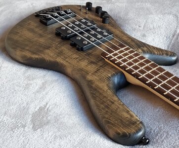 Warwick Streamer $$, 2008, 4-saitig, Nirvana Black, für Linkshänder, sehr selten! 3,6 kg!