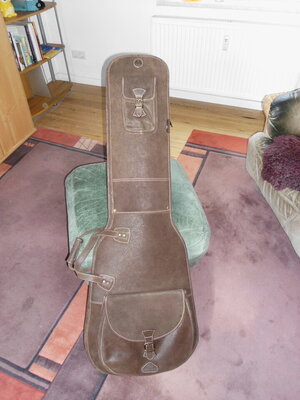 Harvest Leather Gigbag Buffalo Crackle