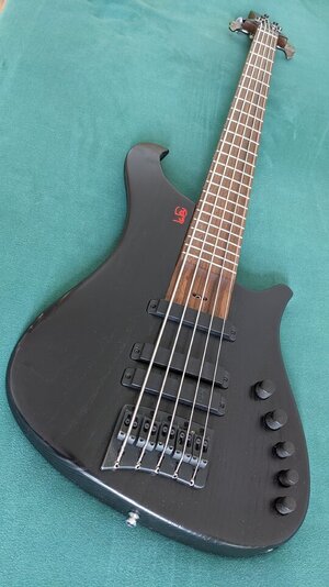 Schwarz-5.jpg