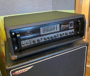 Verkaufe/Tausche Ampeg SVT 4pro incl. Rack