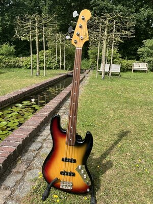 Tokai Lawsuit Jazzbass fretless, J.P. version aus 1981