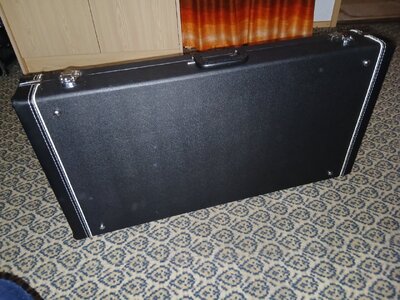 Guitar Stand - Case-5 104.jpg