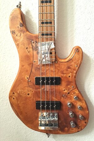 Sehr leicht und klingt gut! Cort GB Modern 4 Vintage Natural