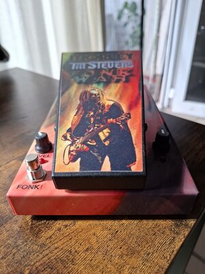 T.M. Stevens "Fonk" Dual Bass Wah => Now 120€ incl. Shipping!