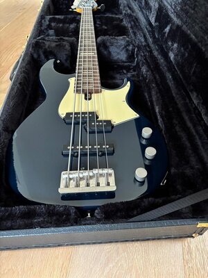 Yamaha BBP35 5-Saiter Midnight Blue