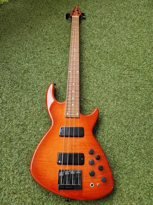 Chris Lakin Custom 4 Saiter Tausch/Verkauf