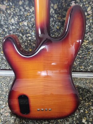 Korpus Rückseite aus der Nähe.jpg