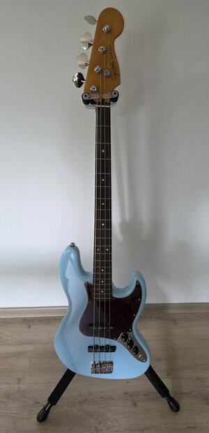 Squire Classic Vibe 60s Jazz Bass