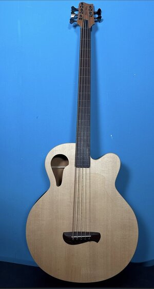 Tacoma Thunderchief Fretless CB105