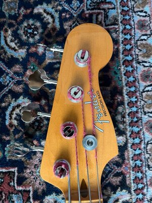 Verkaufe Tausche Fender Vintera Precision Bass Tonerider Extras