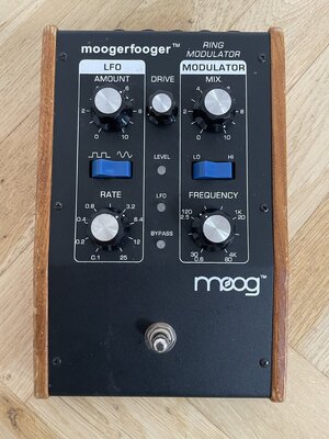 MOOG MF-102 Ring Modulator