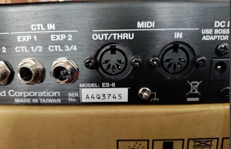 Boss_ES-8_02.jpg