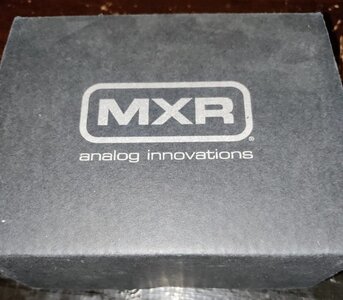 MXR_BassPreamp_03.jpg