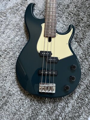 Yamaha BB 434 Teal blue