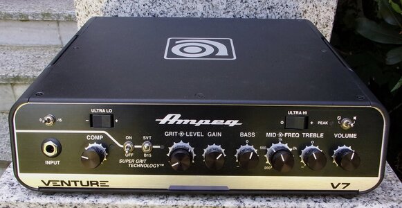 AMPEG Venture V7