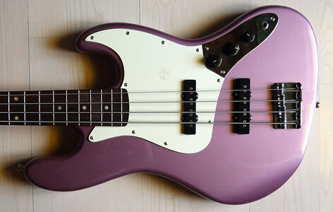 Squier_Korpus Parkett.jpg