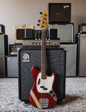 Fender Mustang Competition Red 1973 CAR