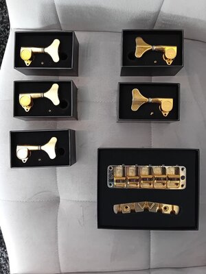 Warwick complete set gold hardware for broadneck