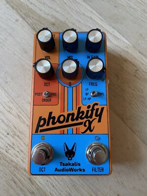 Tsakalis Audioworks Phonkify X - Octaver & Envelope Filter
