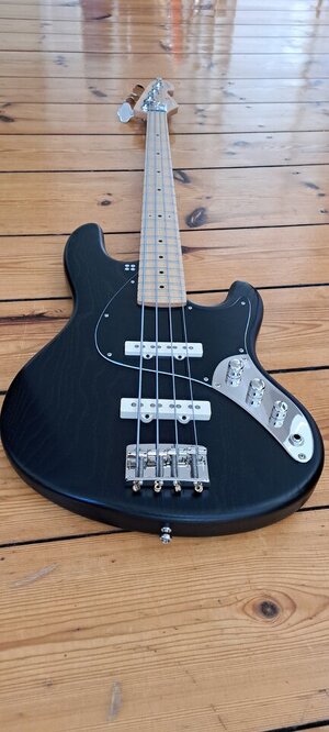 Sandberg "BassTheWorld" California II TT4 Jazz Bass