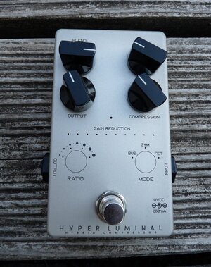 Darkglass Hyper Luminal Compressor