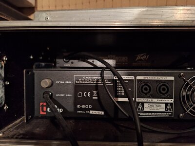 PEAVEY T.B. Raxx mit T.E-800 Rack (6).jpg