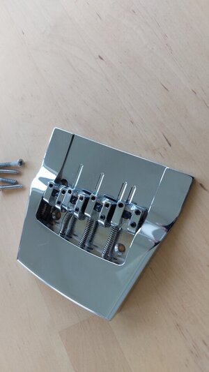 Hipshot Rickenbacker Replacement Brücke