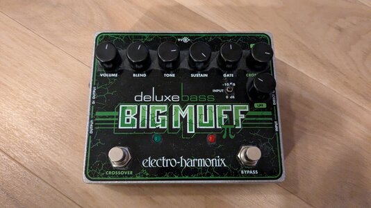 Electro Harmonix Deluxe Bass Big Muff Pi