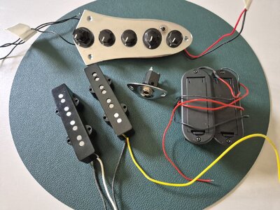 Sire V7 Tonabnehmer + Elektronik
