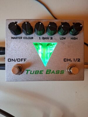 Tausche GP Lightstone Tube Bass Röhren preamp g. Zoom B6 / IK Multimedia Tonex / Bass
