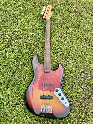 Fender jazz bass Japan reissue 85/86