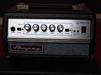 Ampeg Micro VR