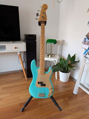 Fender Vintera 50s Precision (2022, Sea Foam Green)