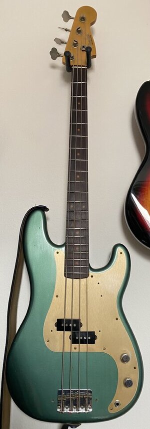 59‘ Journeyman Relic Fender Custom Shop Preci Sherwood Green