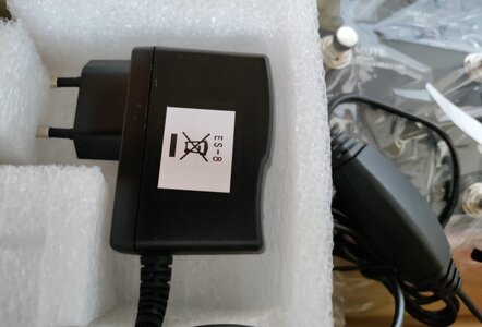 Boss_ES-8_05.jpg