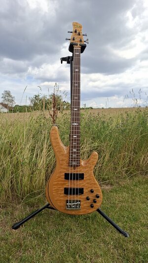 Yamaha TRB 1004 TOP Bass zum TOP Preis