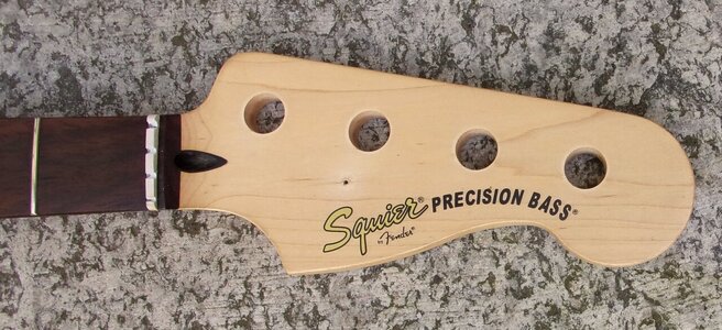 Squier Vintage Modified Precision Bass Hals