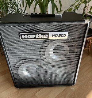 Hartke 500 Watt combo