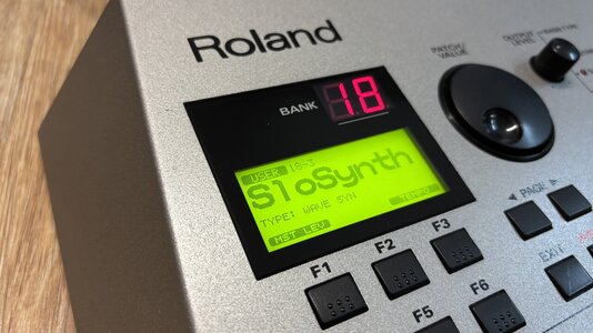 Roland V-Bass