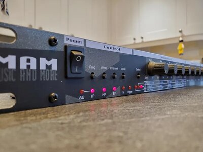 Suche: MAM Warp 9
