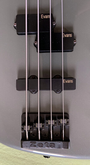 godin-z11-grey-13.jpeg