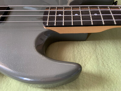 godin-z11-grey-16.jpeg