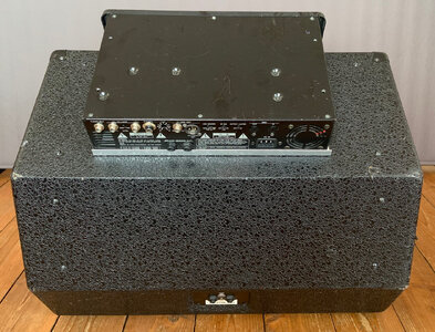 yamaha-bbt500-peavey-p210kc-02.jpeg